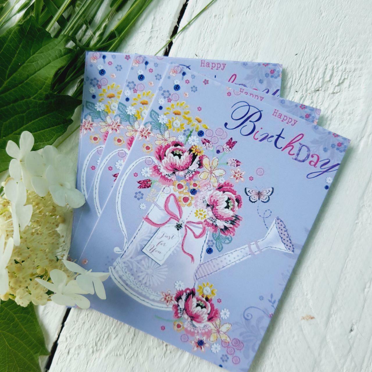 Листівки «Happy Birthday» з малюнком квітів BK3SH334