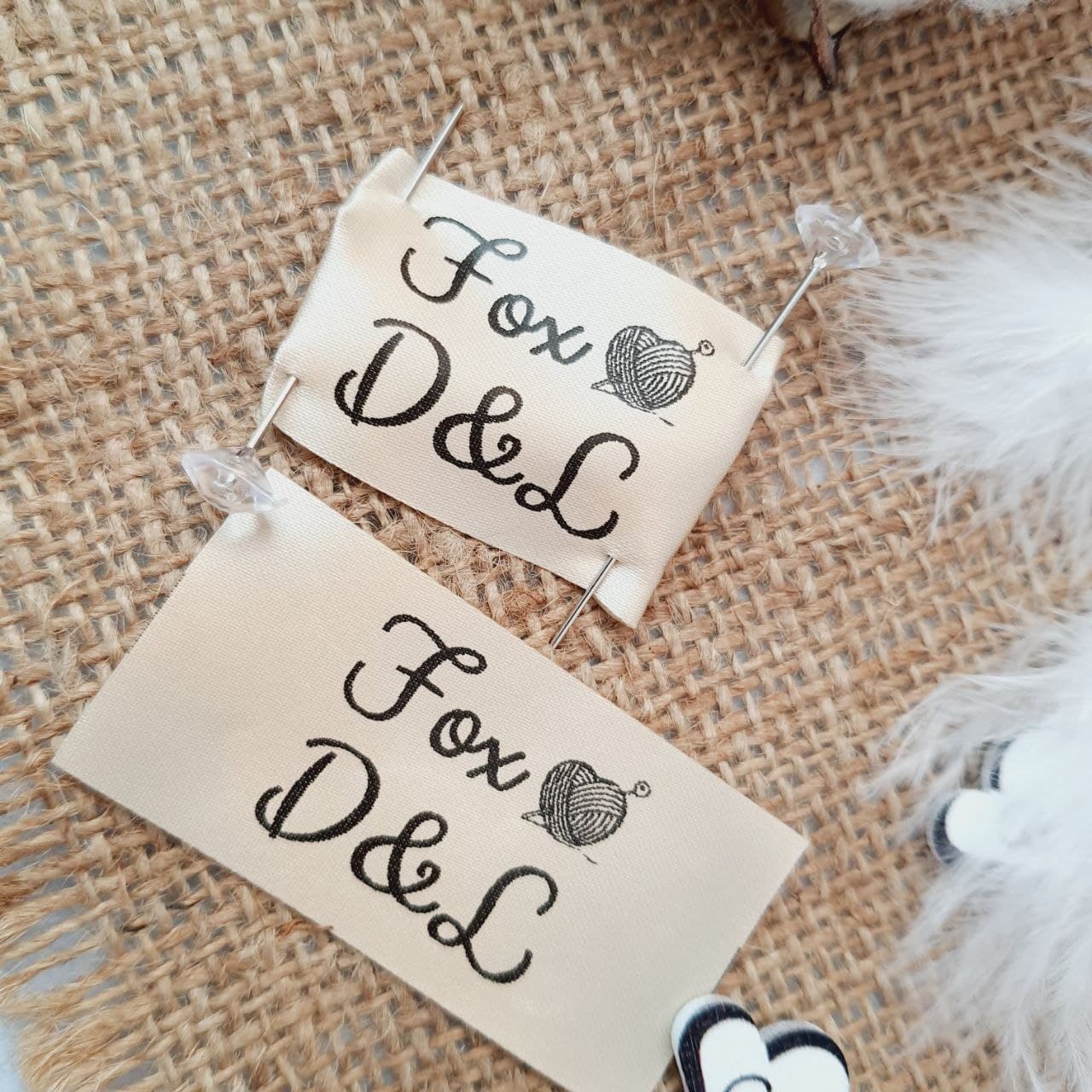 Beige satin tags 3cm