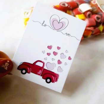 Открытки «love» с машиной и сердечками VD_0015