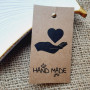 Картонні бірки «Hand made» з серцем у руках BHM_020
