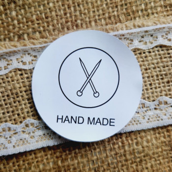 Round stickers «Hand Made» for decorating gifts NKRN_00015